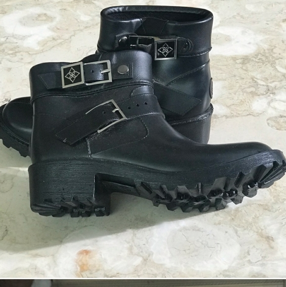 Dav Chunky Ankle High Luxury Rain Boots - Picture 3 of 4